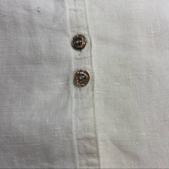 Beautiful Off White Button Front Linen Blouse by Mishi Wearables - Picture 8 of 10